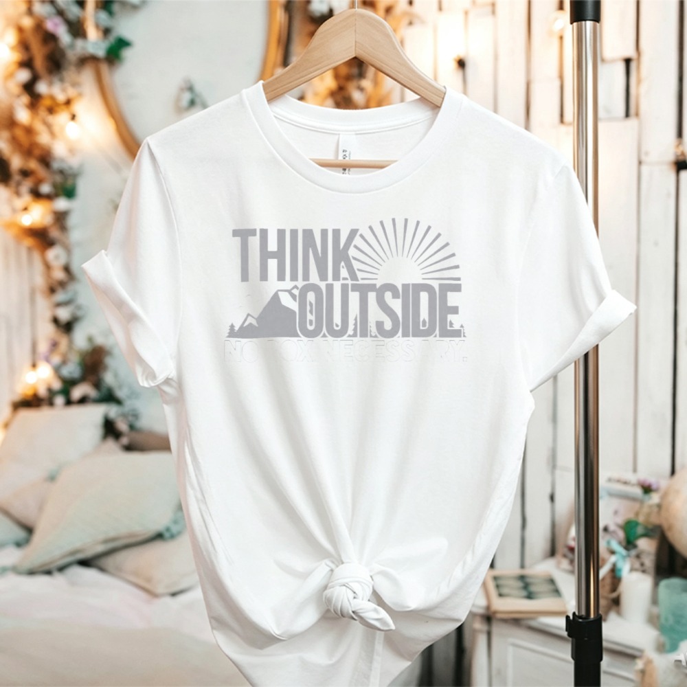 T-shirt graphique Think Outsid - Outdoor Adventure Quotes avis et prix