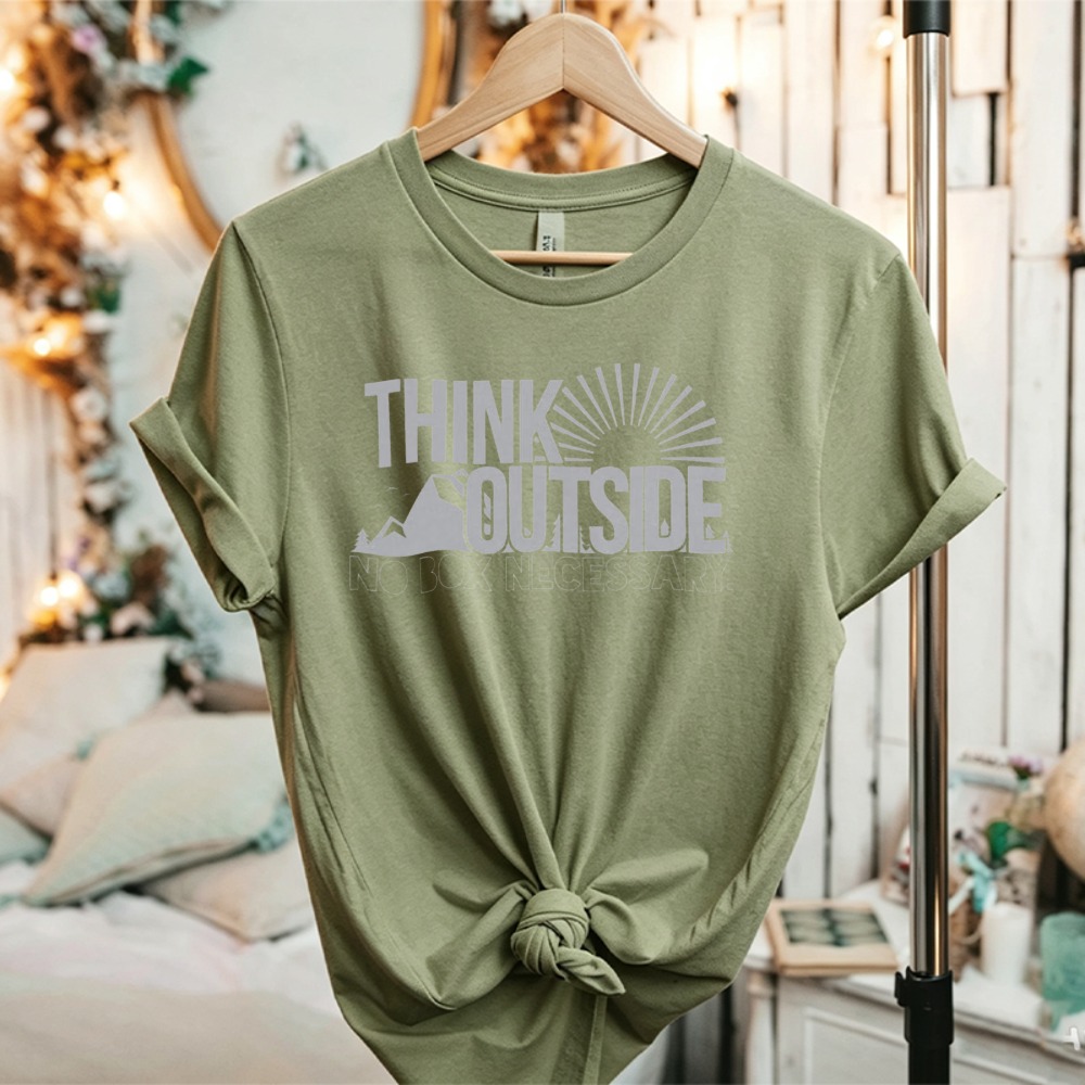 T-shirt graphique Think Outsid - Outdoor Adventure Quotes avis et prix