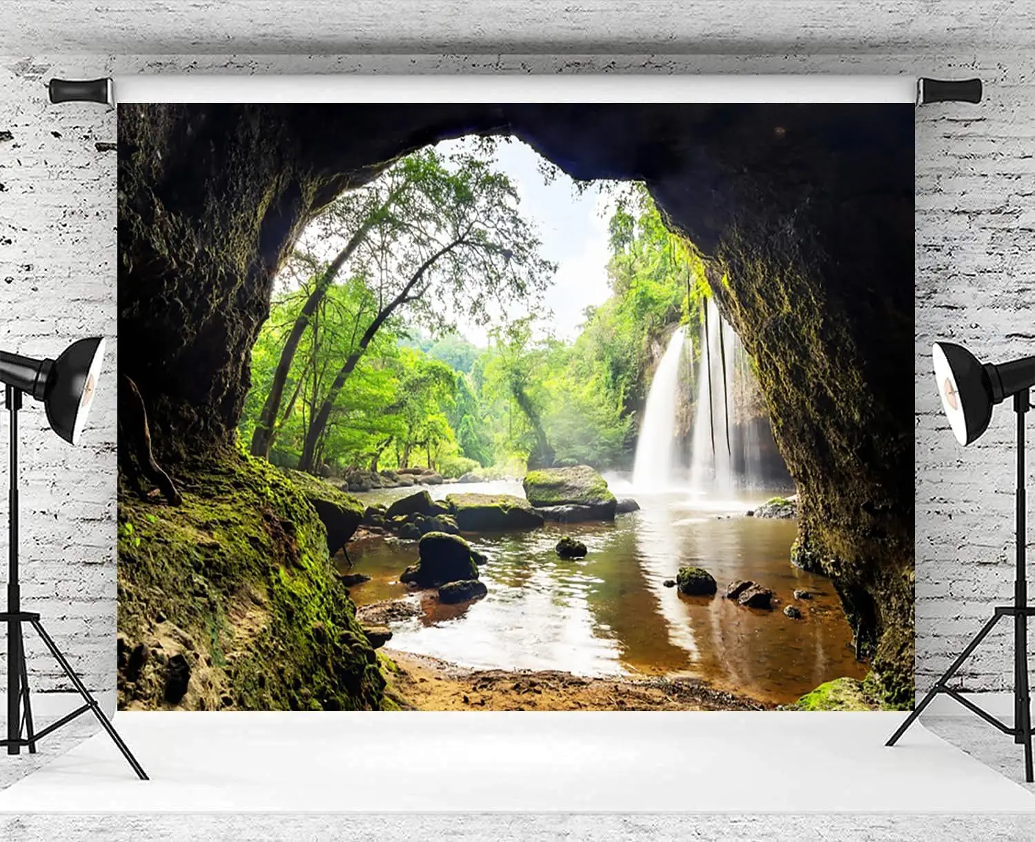 Forêt, cascade, montagne, grot - Outdoor Adventure Background avis et prix